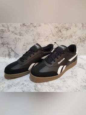 Reebok Court Speed Sneakers Black/Tan/White Trim Men’s Size 8